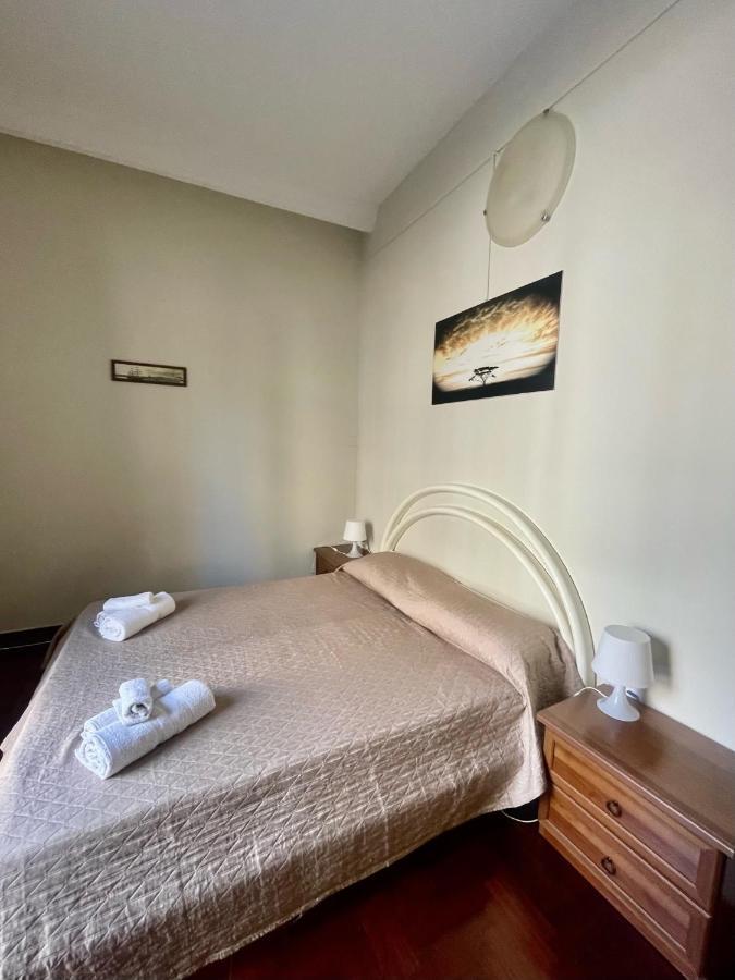 Apartament Dimora Di Maury A Due Passi Dai Trasporti E Da Ballaro Палермо Экстерьер фото